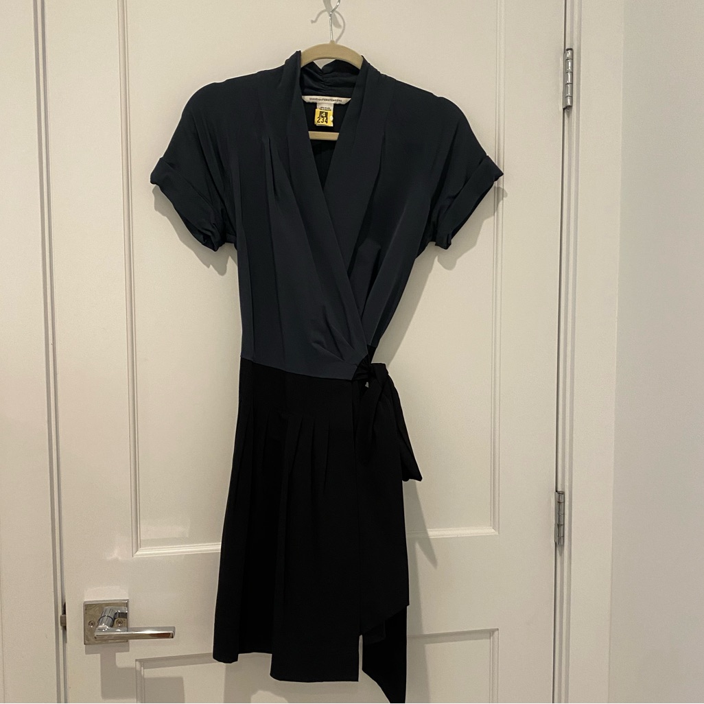Diane Von Furstenberg Kaelen Wrap Dress Size 2